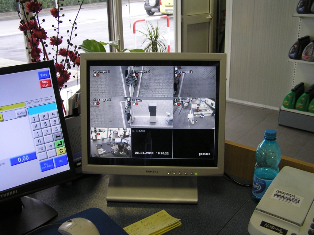 Impianto di videosorveglianza presso Q8 e Tamoil